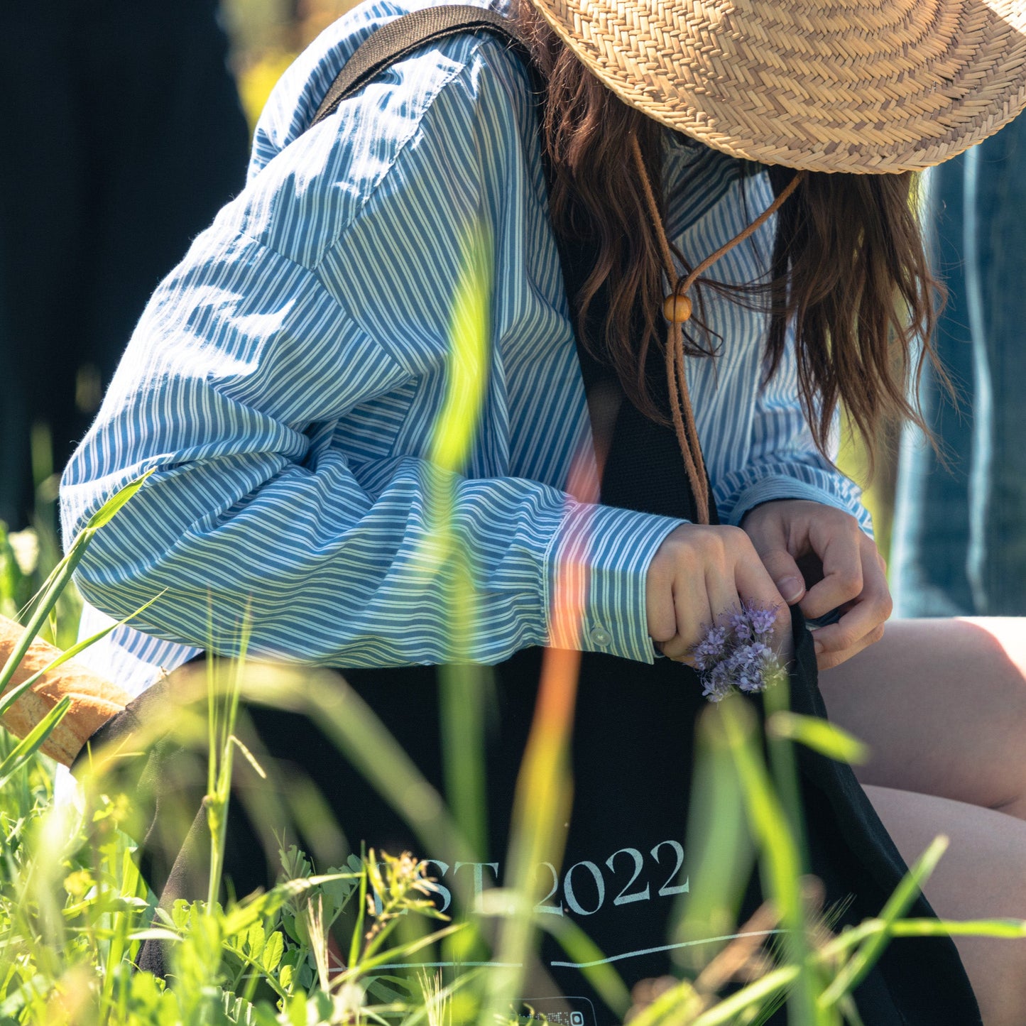 Blue Bee Tote Bag - Carry Kindness